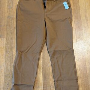 Old Navy Pixie Pant